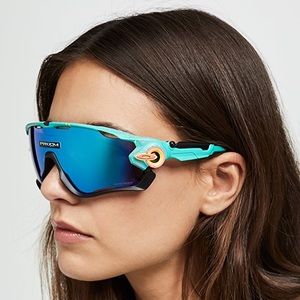 Oakley OO9290 Jawbreaker Shield Sunglasses